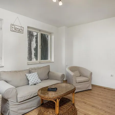 Amazing In With Wifi Опатия