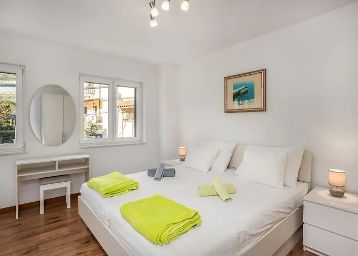 Amazing In With Wifi * 奥帕提亚